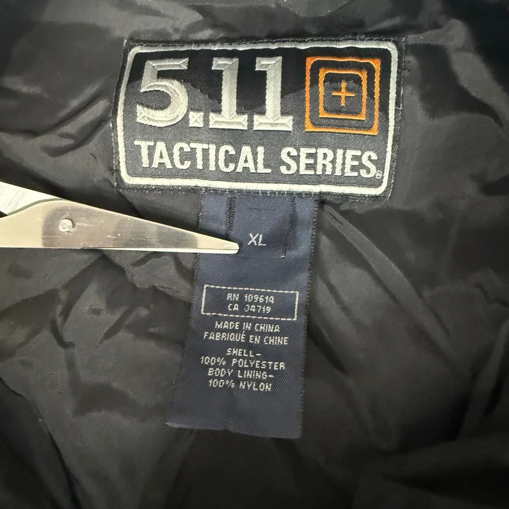 5.11 Tactical Series Black Full Zip Jacket Men's‎ XL Lightweight Windbreaker